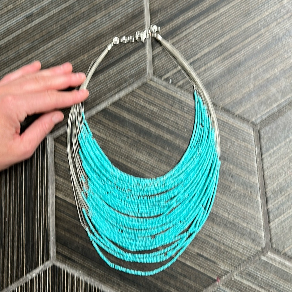 Adjustable turquoise beaded necklace